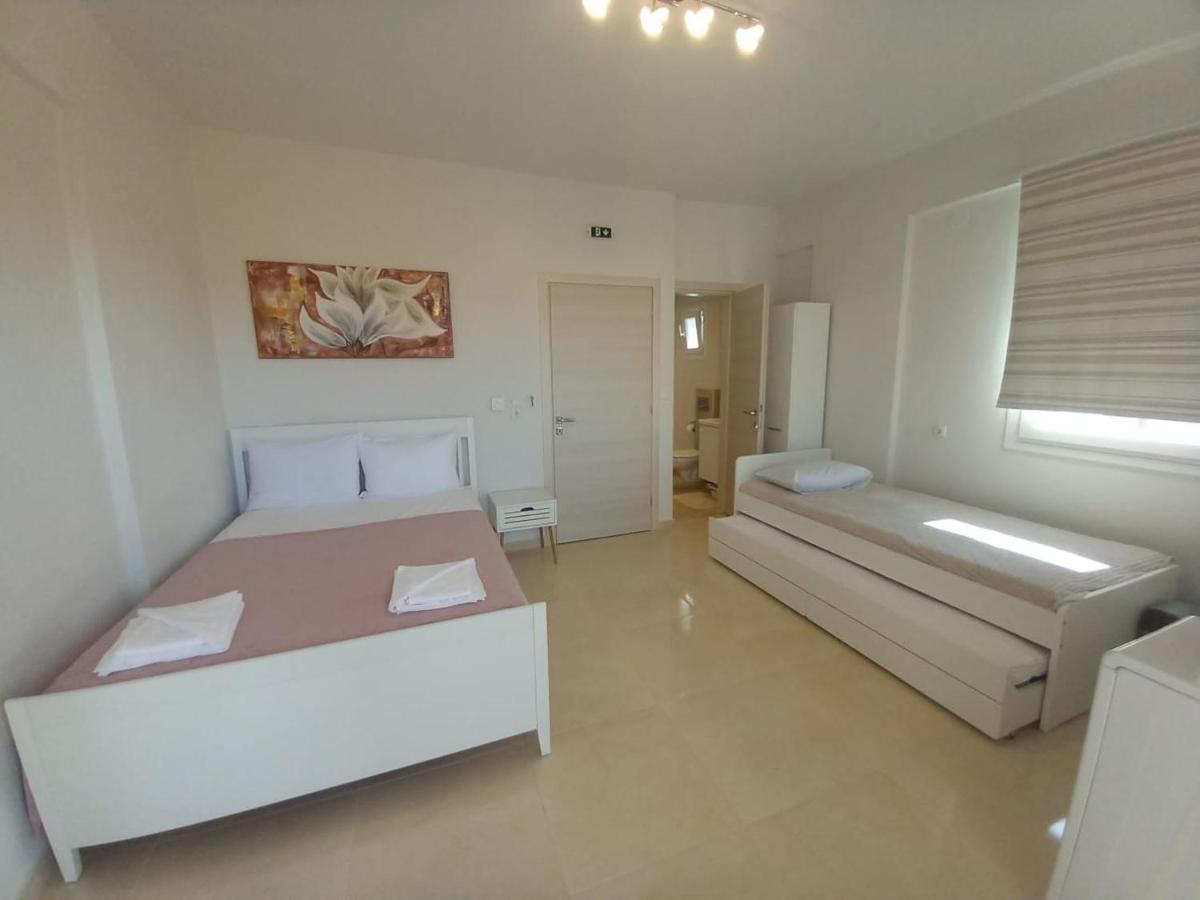 Apartmán Elenis House Néa Péramos Exteriér fotografie