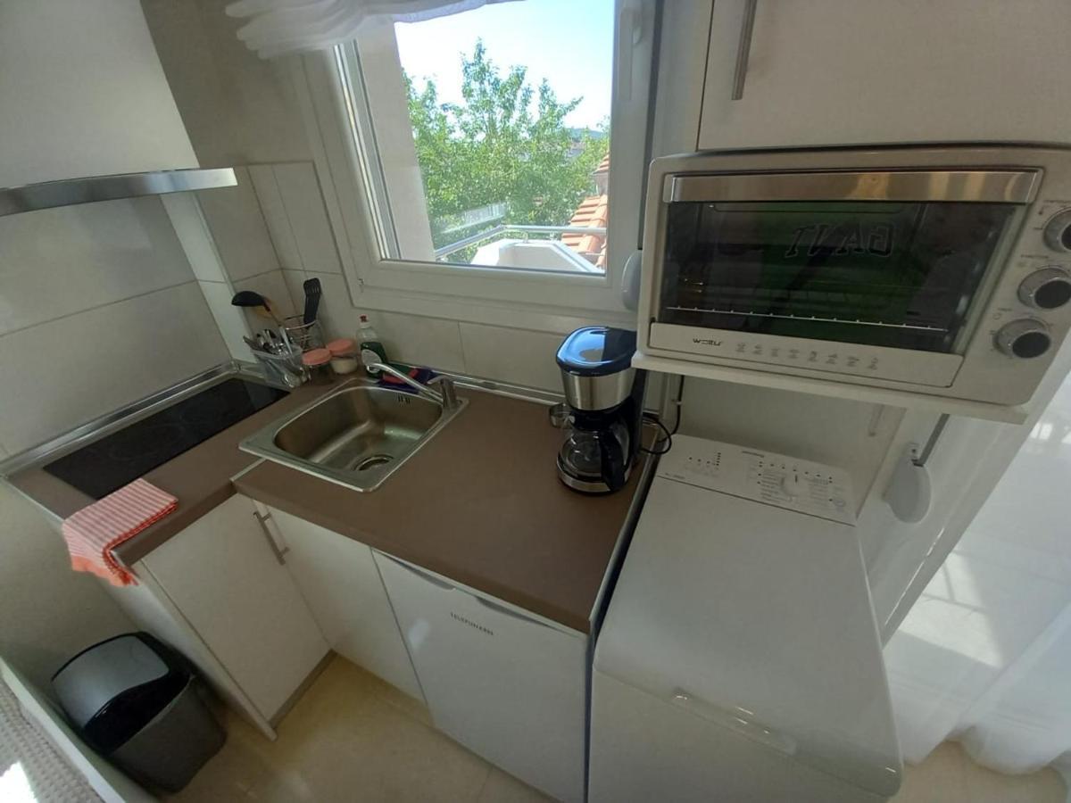 Apartmán Elenis House Néa Péramos Exteriér fotografie